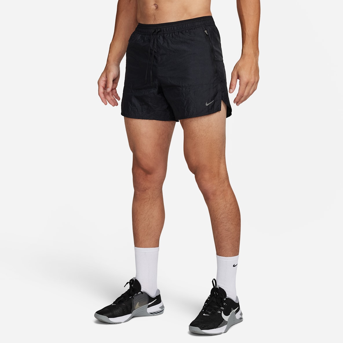 Standard Mid-Thigh Length Shorts. Nike.com